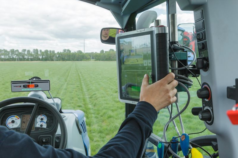 IsoMatch-Tellus-PRO-hand-2020-jpg-gg28pfa4wa