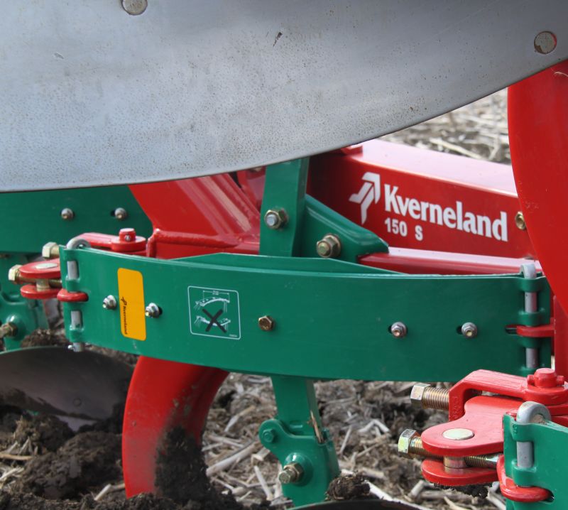 KV-150-S-1629-jpg-jpg-g19komdx2g