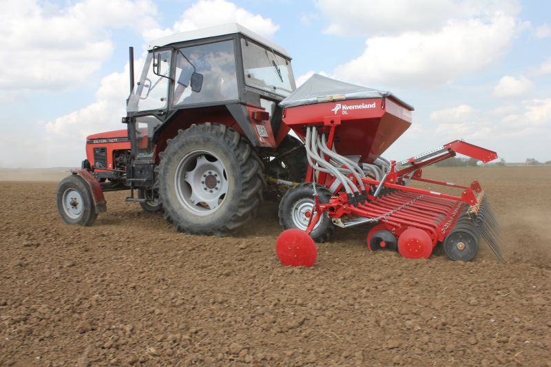 KV-DL-0016-jpg-g18j8cwxsy