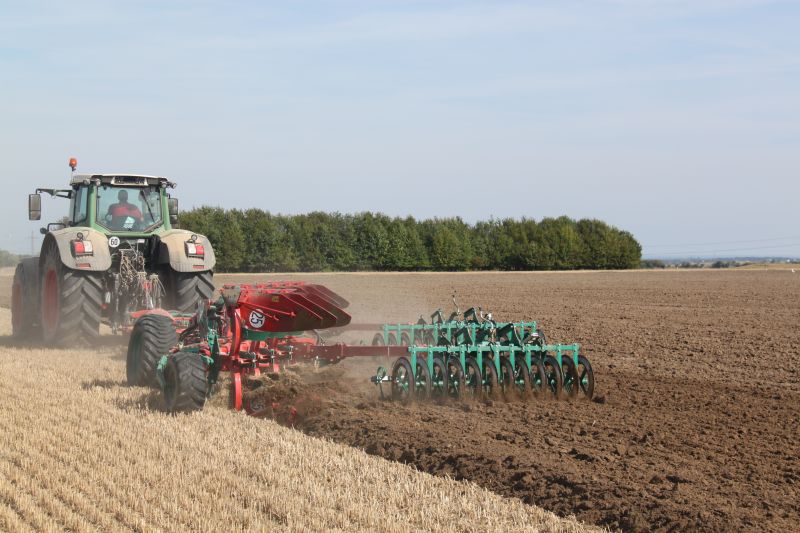 KV-PW-8293-jpg-jpg-g1b3947v1k