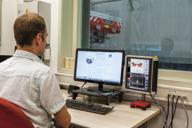 KV-Spreader-Competence-Centre-004-jpg-g1avu2a2ts