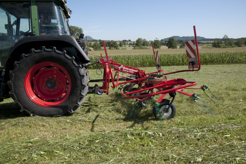 KvT-8452-002-jpg-g1b2i8gr7t