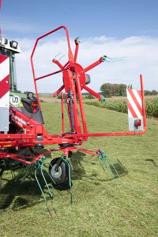 KvT-8452-017-jpg-g1b2kfg6h9