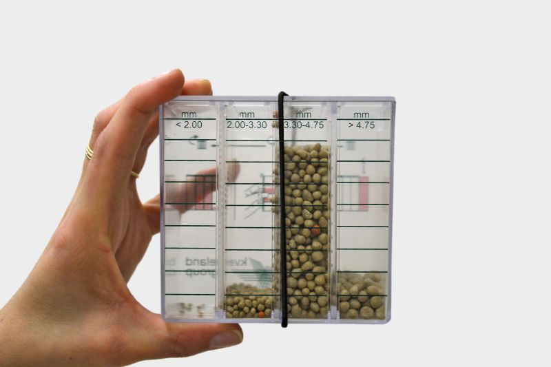 Kverneland-Disc-Spreader-Granular-Size-Box-05-gnzydv85fd