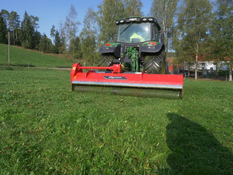 Kverneland-FRH-038-gjow24hm2s