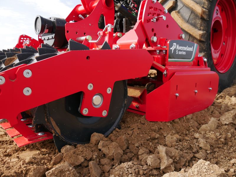 Kverneland-S-series-009-JPG-g9n7xpdqdm