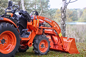 B1-B1181_s-celnim-nakladacem (1)